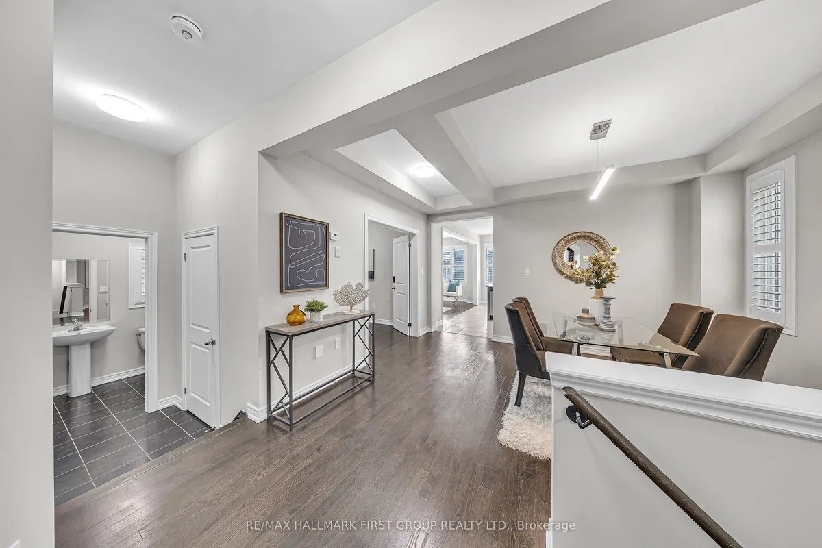 111 Fred Jackman Avenue, ON L1C 0T4