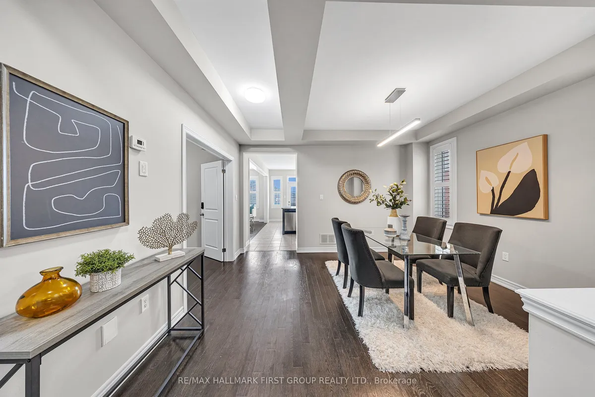 111 Fred Jackman Avenue, ON L1C 0T4