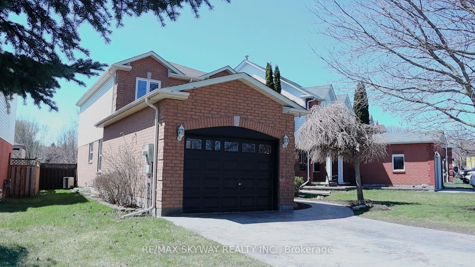 10 Elephant Hill Drive, ON L1C 4M5