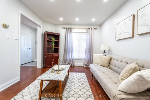 117 Apple Blossom Boulevard, ON L1C 4T8