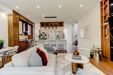 38 Norlong Boulevard, ON M4C 3W7