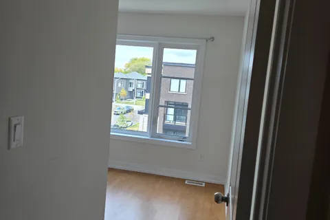 168 Brockley Drive, ON M1P 0G3