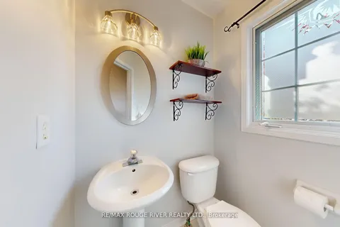 24 Jays Drive, ON L1R 2P6