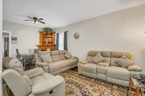 14 Liberty Place, ON L1C 1W6