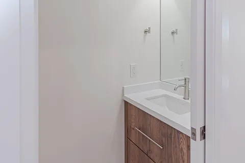 89 Gainsborough Road, ON M4L 3C3