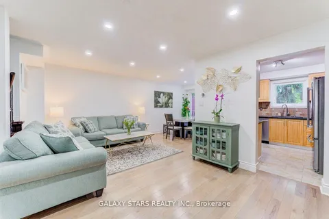 45 Booth Crescent, ON L1Z 1H6