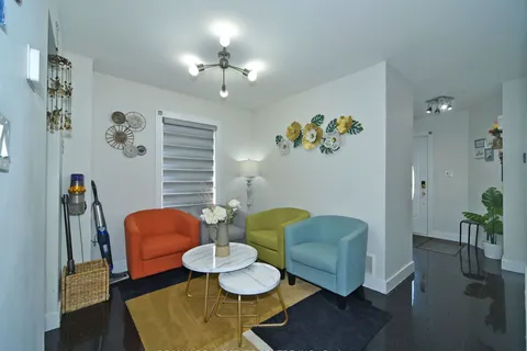 41 Fieldview Crescent, ON L1N 8B5