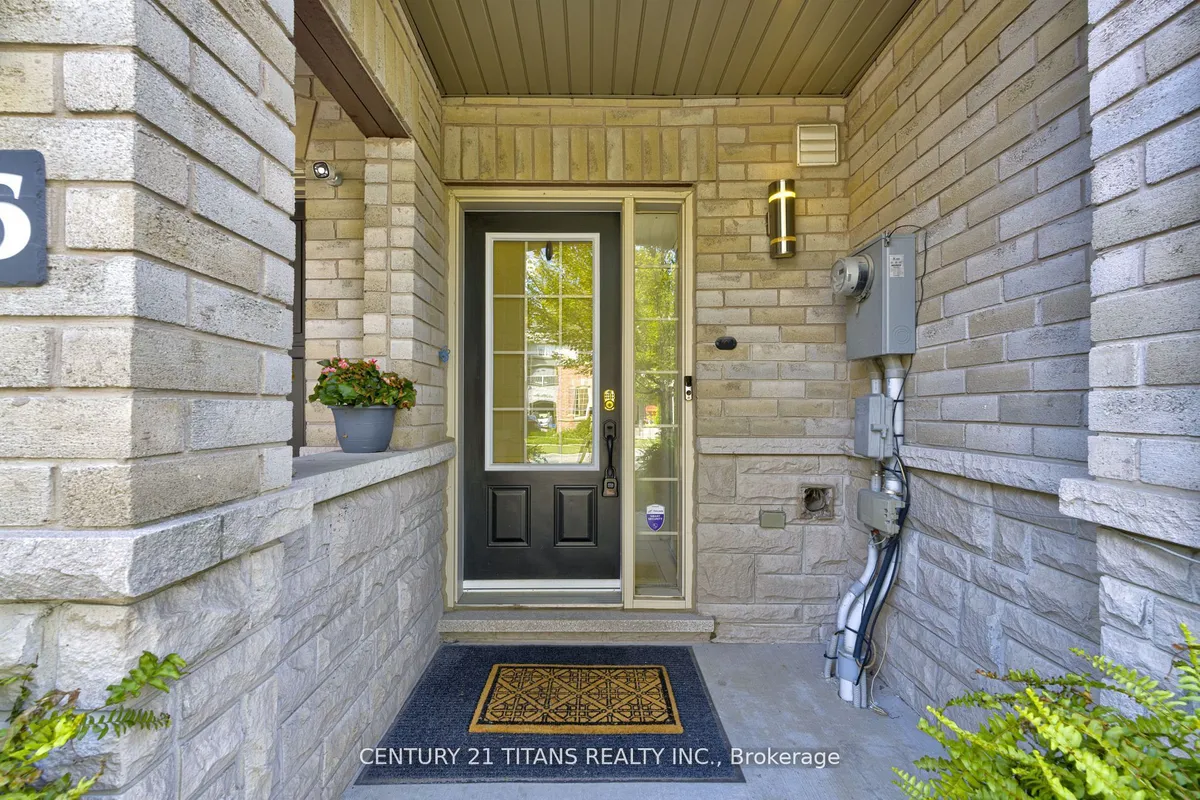 26 Pendrill Way, ON L1Z 0K9