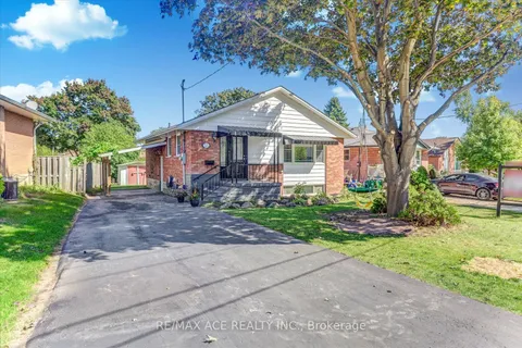 571 Farewell Street, ON L1H 6M9