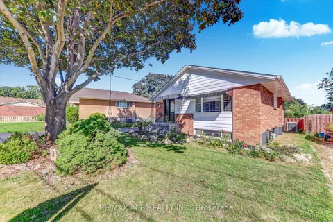 571 Farewell Street, ON L1H 6M9