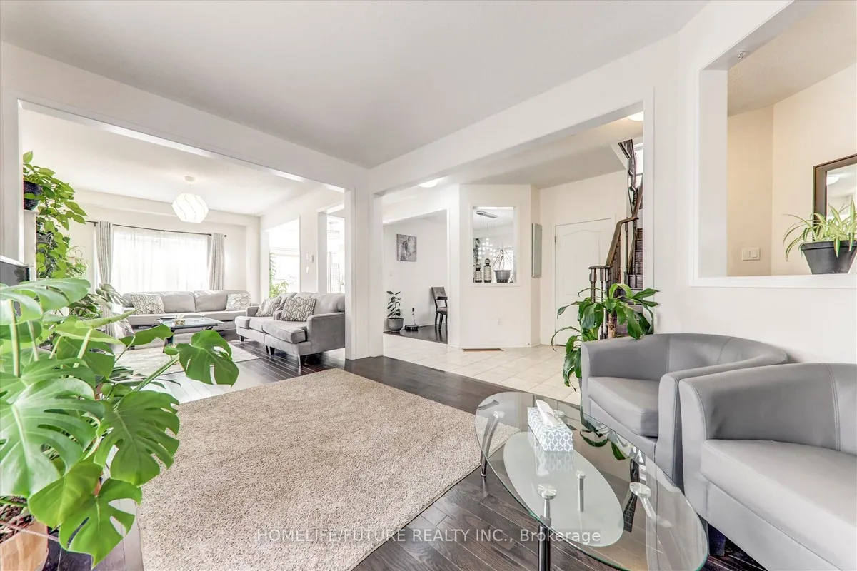 47 Henry Smith Avenue, ON L1C 0W1