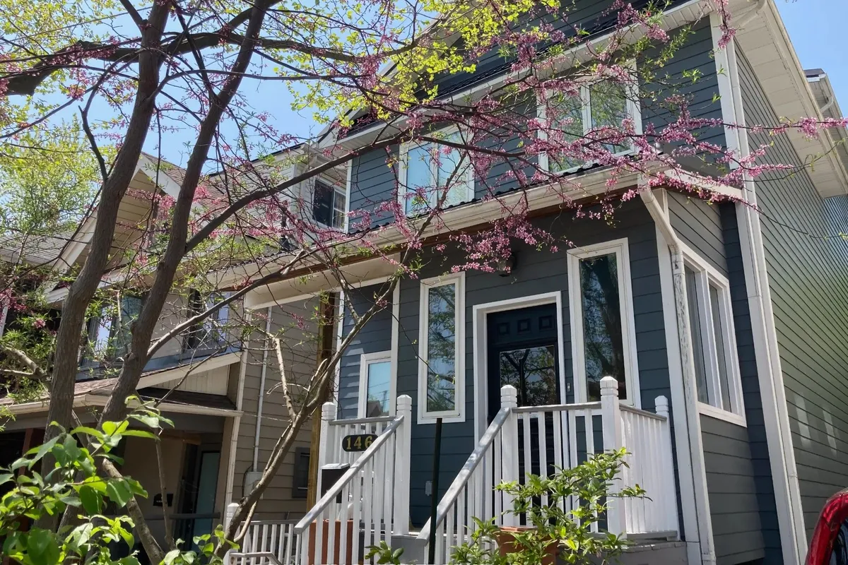 146 Ashdale Avenue, ON M4L 2Y9