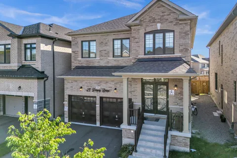 21 Priory Drive, ON L1P 0K9