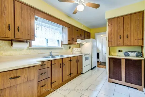 203 Woodycrest Avenue, ON M4J 3C4