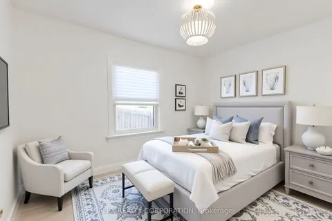 52 Merrian Road, ON M1K 3M7