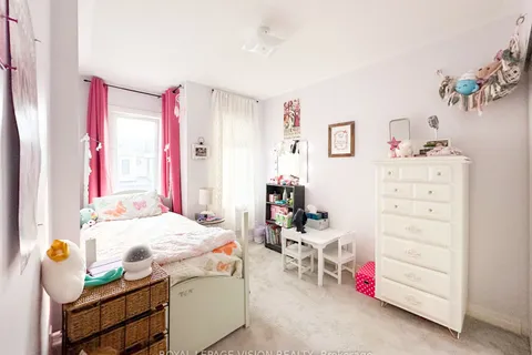 74 Caspian Square, ON L1C 7G4