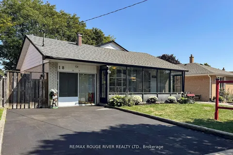 18 Darlingside Drive, ON M1E 3N8