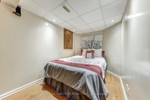 54 Stagemaster Crescent, ON L1E 2Y7