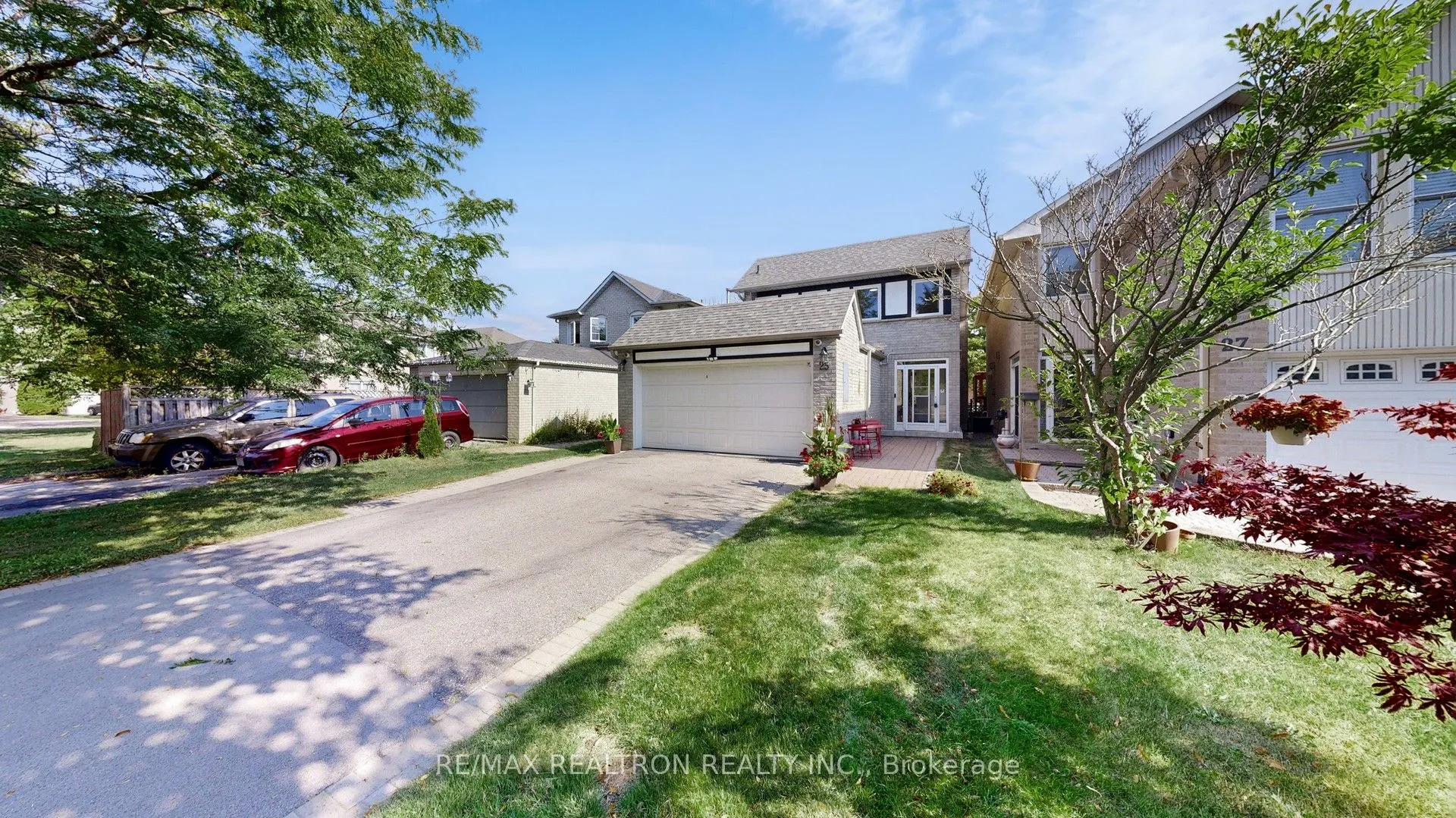 25 Greybeaver Trail, ON M1C 4P1