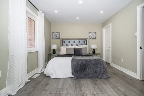 24 Portelli Crescent, ON L1Z 0C3