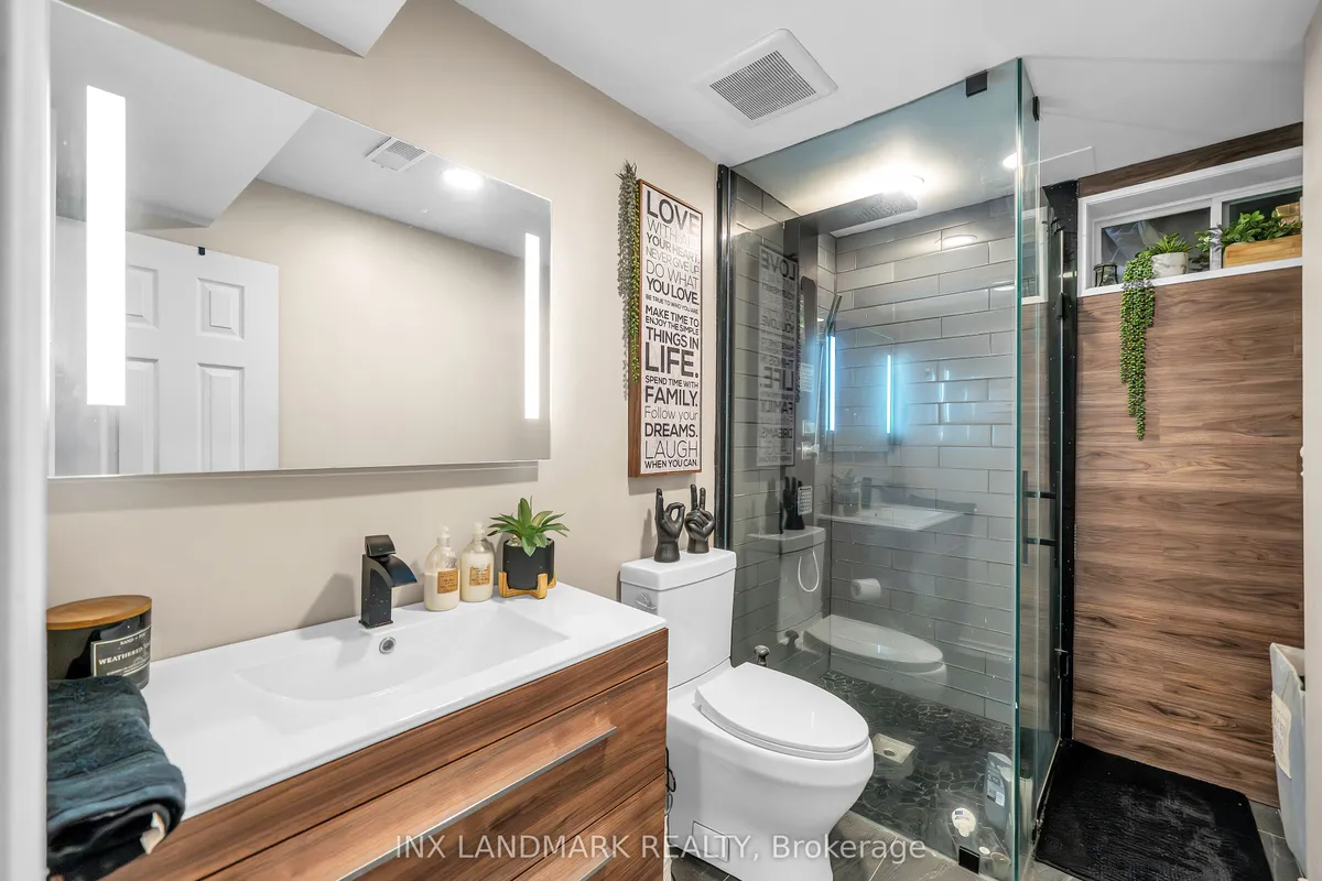 77 Radford Drive, ON L1T 2E2