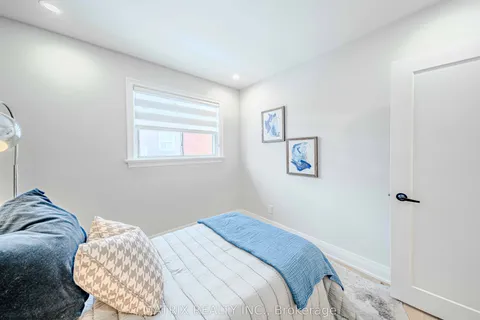 11 Chandler Drive, ON M1G 1Z1