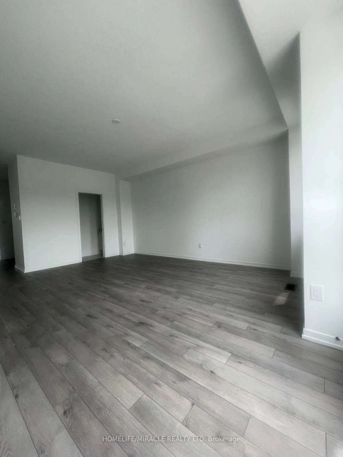 Att/Row/Townhouse 2 bedroom 2 bathroom at 203 Monarch Avenue in Ajax - MLS# E12465928