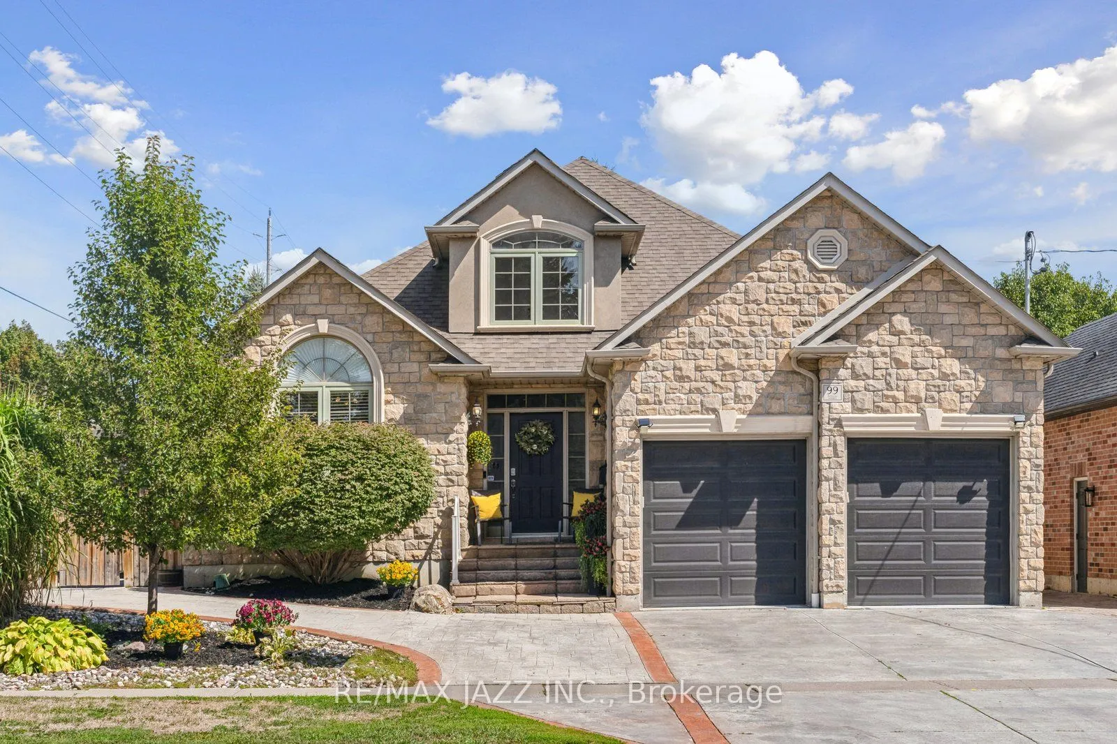 99 Bell Drive, ON L1N 2T1