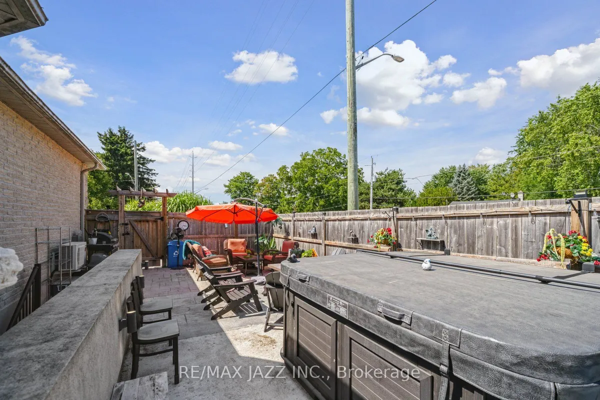 99 Bell Drive, ON L1N 2T1