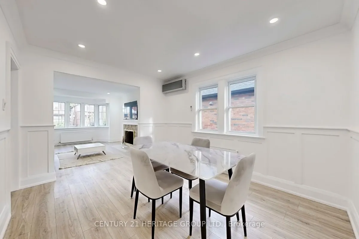 226 Donlands Avenue, ON M4J 3R2