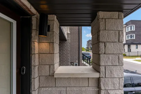 1645 Shining Star Chase, ON L1X 0H9