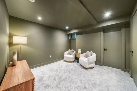 98 Dixon Avenue, ON M4L 1N7