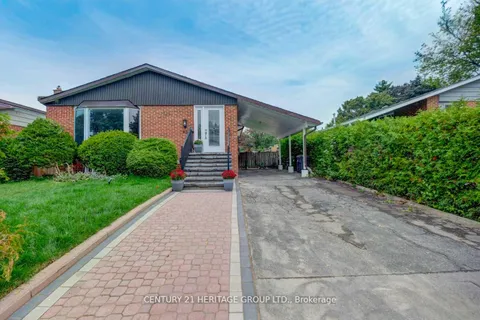 43 Howell Square, ON M1B 1C3