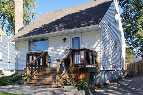 16 Burcher Road, ON L1S 2P7