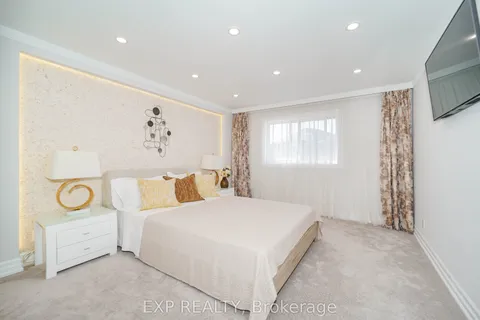 69 Mullen Drive, ON L1T 2B2