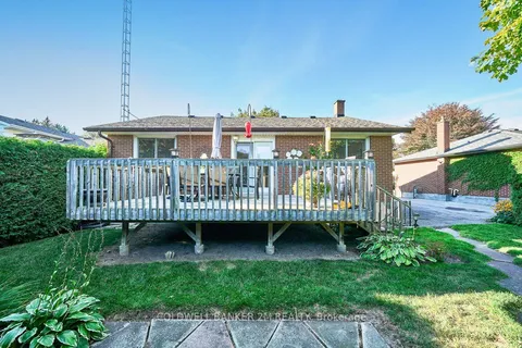 657 Balmoral Drive, ON L1J 3A6