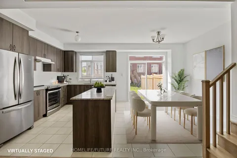 10 Brent Crescent, ON L1C 0V9