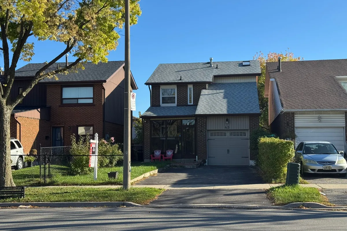 43 Mammoth Hall Trail, ON M1B 1P5