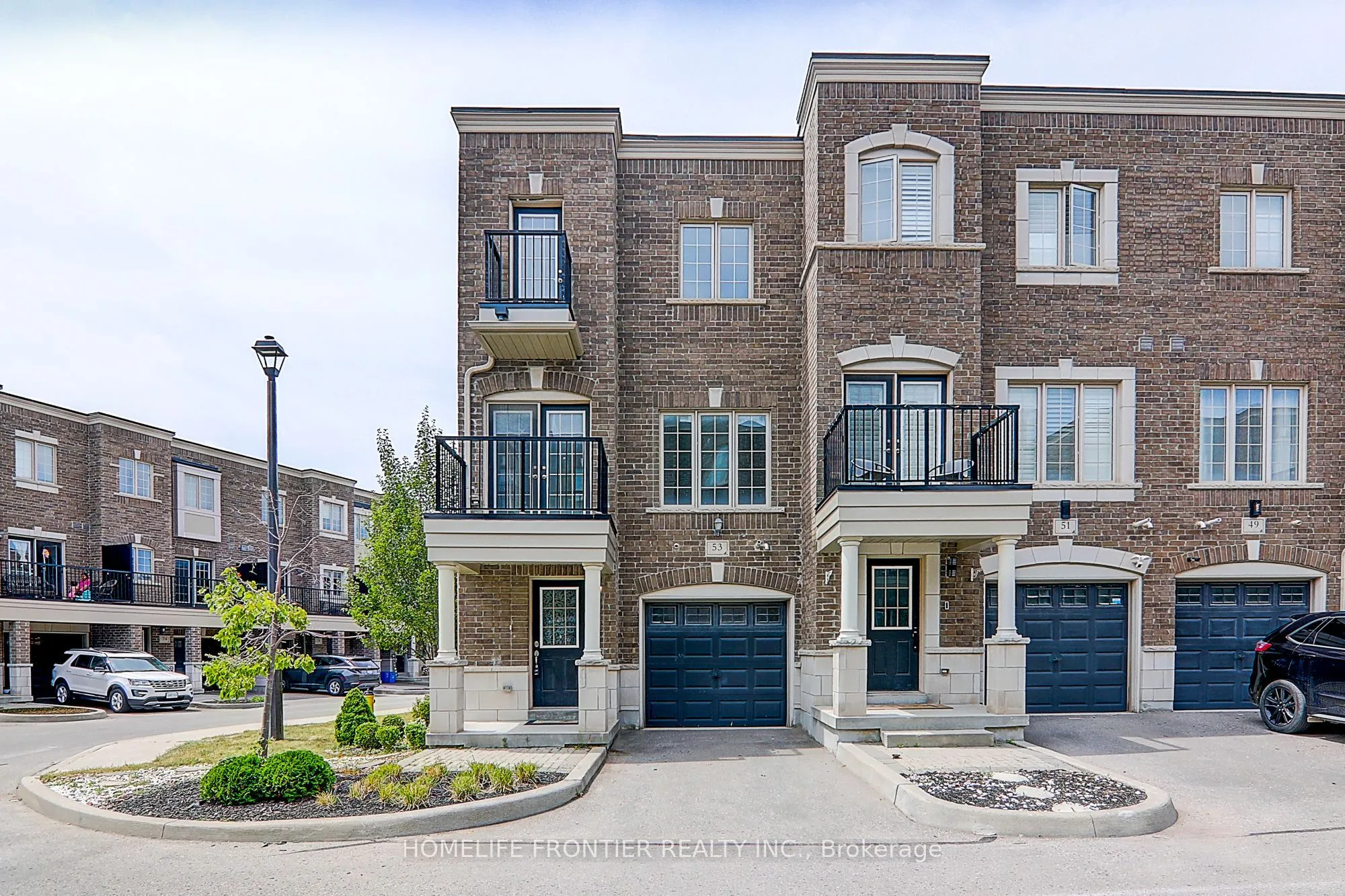 53 Ferris Square, ON L1E 0J2