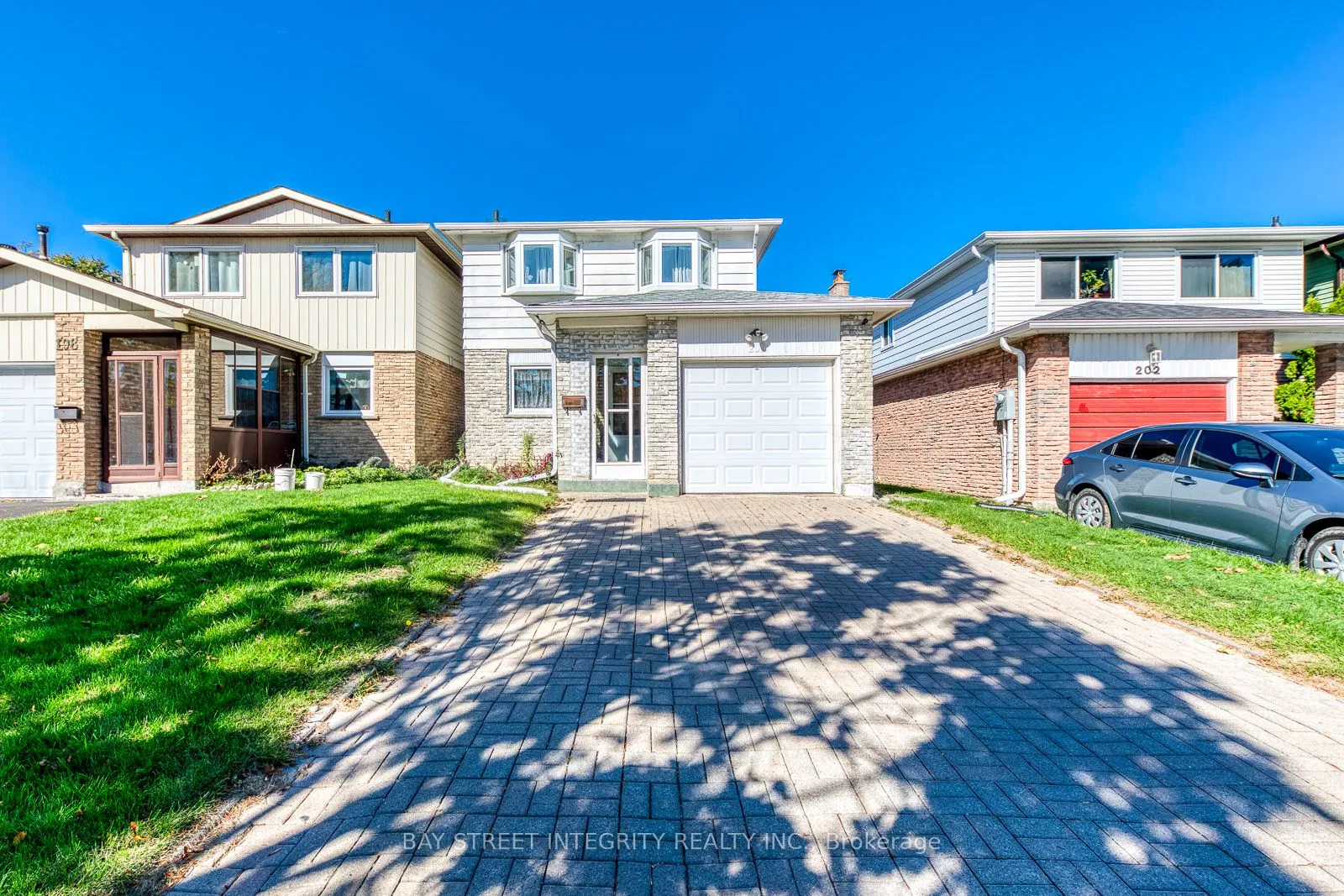 200 Invergordon Avenue, ON M1S 4A1