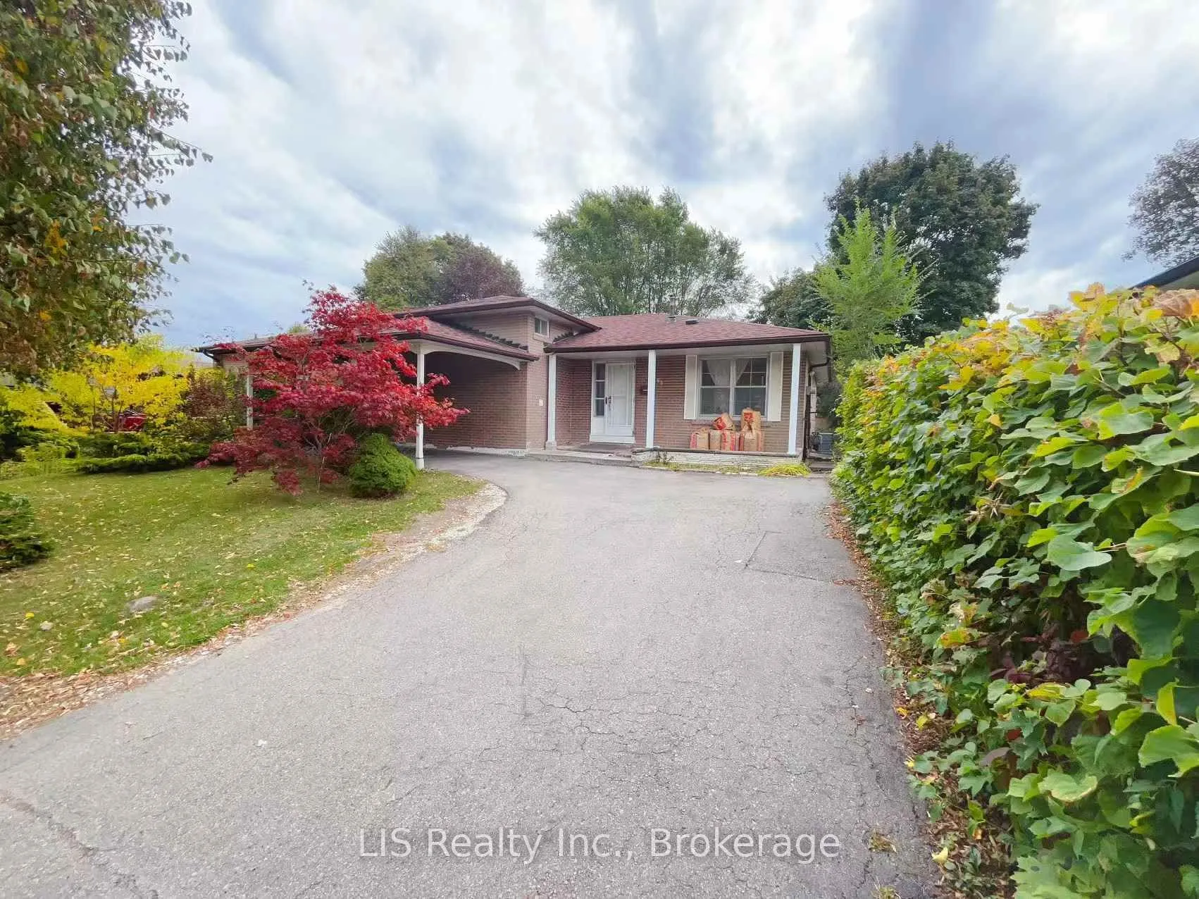 65 Highcourt Crescent, ON M1H 2L7