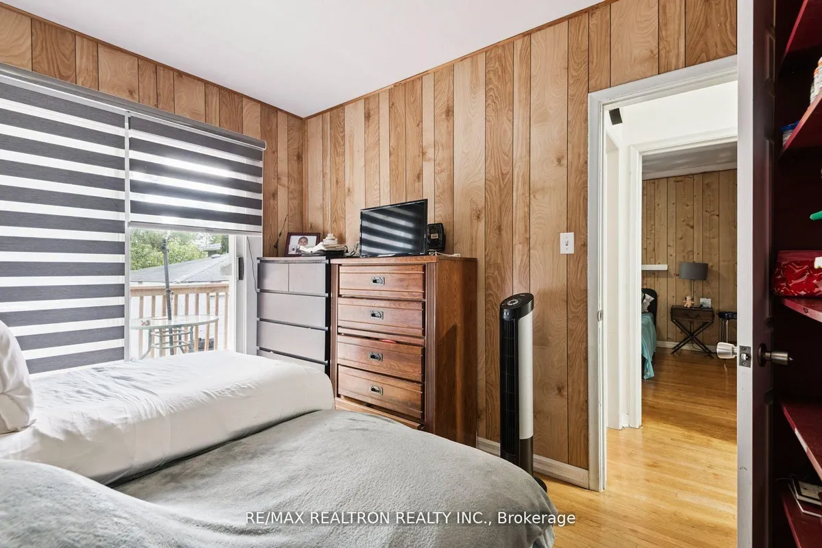 4423 Lawrence Avenue, ON M1E 2T6