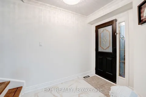 33 Hartrick Place, ON L1R 2C2