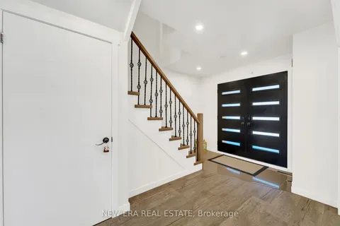 19 Glenabbey Drive, ON L1E 1C1