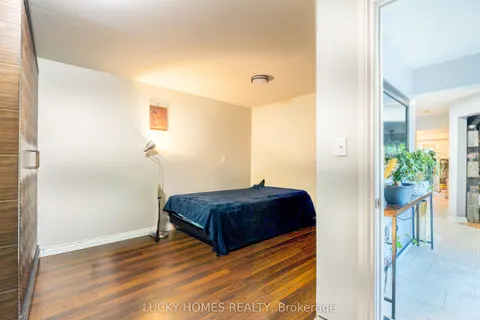 101 Meadowview Boulevard, ON L1C 4X4