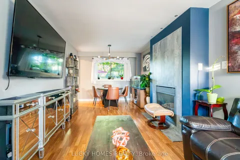 101 Meadowview Boulevard, ON L1C 4X4