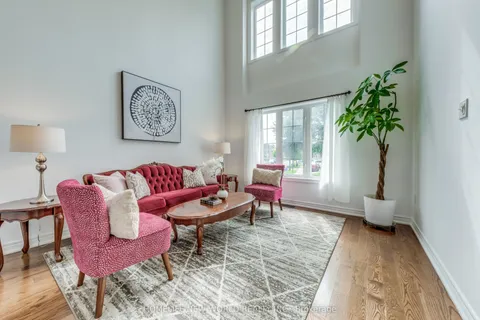 97 Mcsweeney Crescent, ON L1T 4G3