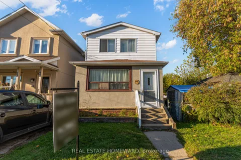 132 Hollis Avenue, ON M1N 2C8