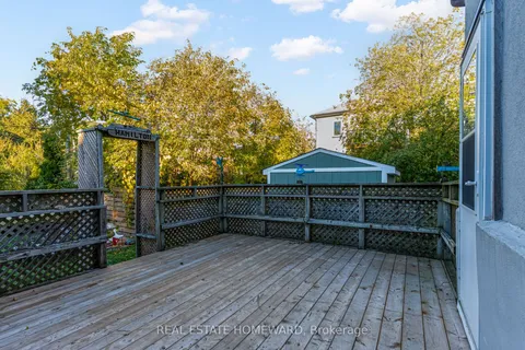 132 Hollis Avenue, ON M1N 2C8