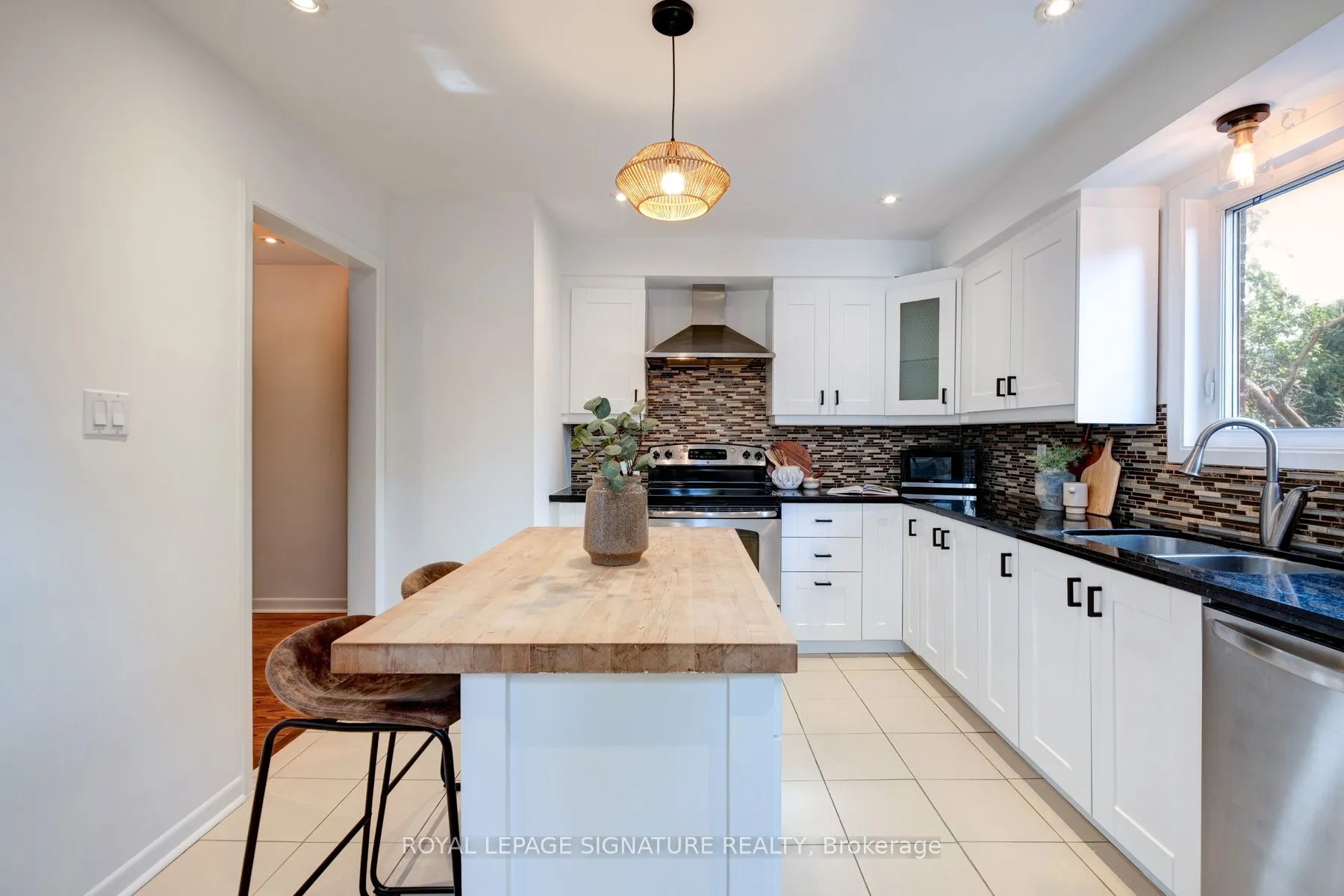 131 Virginia Avenue, ON M4C 2T3